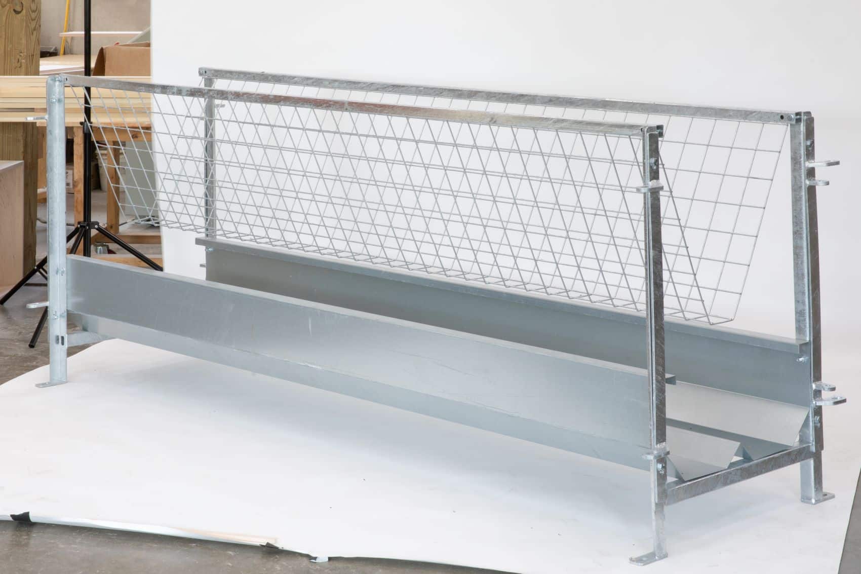 walk thru feeder1 - 8' Sheep Double sided Walk Through with hay rack